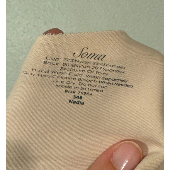 SOMA Women's Bra Beige EMBRACEABLE Full Coverage Smooth 79984 Underwire 34B - Picture 3 of 3